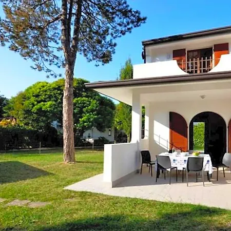 Cozy With Private Garden In A Quiet Area By Beahost Bibione